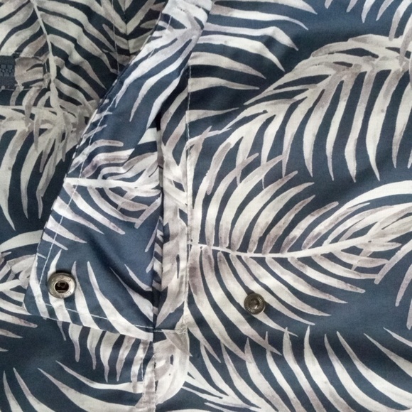 Pullover Windbreaker - Picture 3 of 9